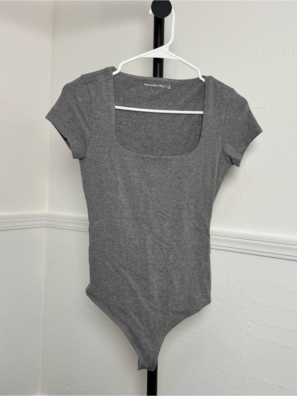 Abercrombie & Fitch Gray Square Neck Short Sleeve Bodysuit